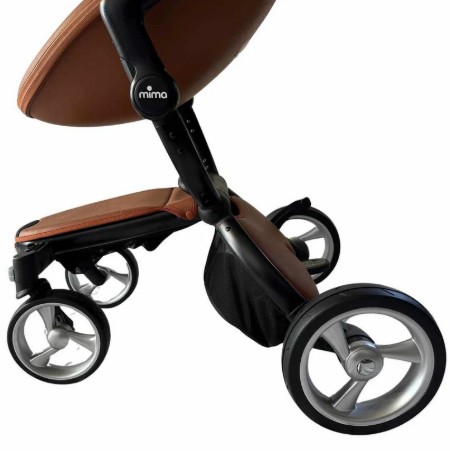 luxuriöser Kinderwagen
